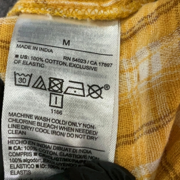 Old Navy Yellow Gingham Dress M $45 Retail - Picture 7 of 8